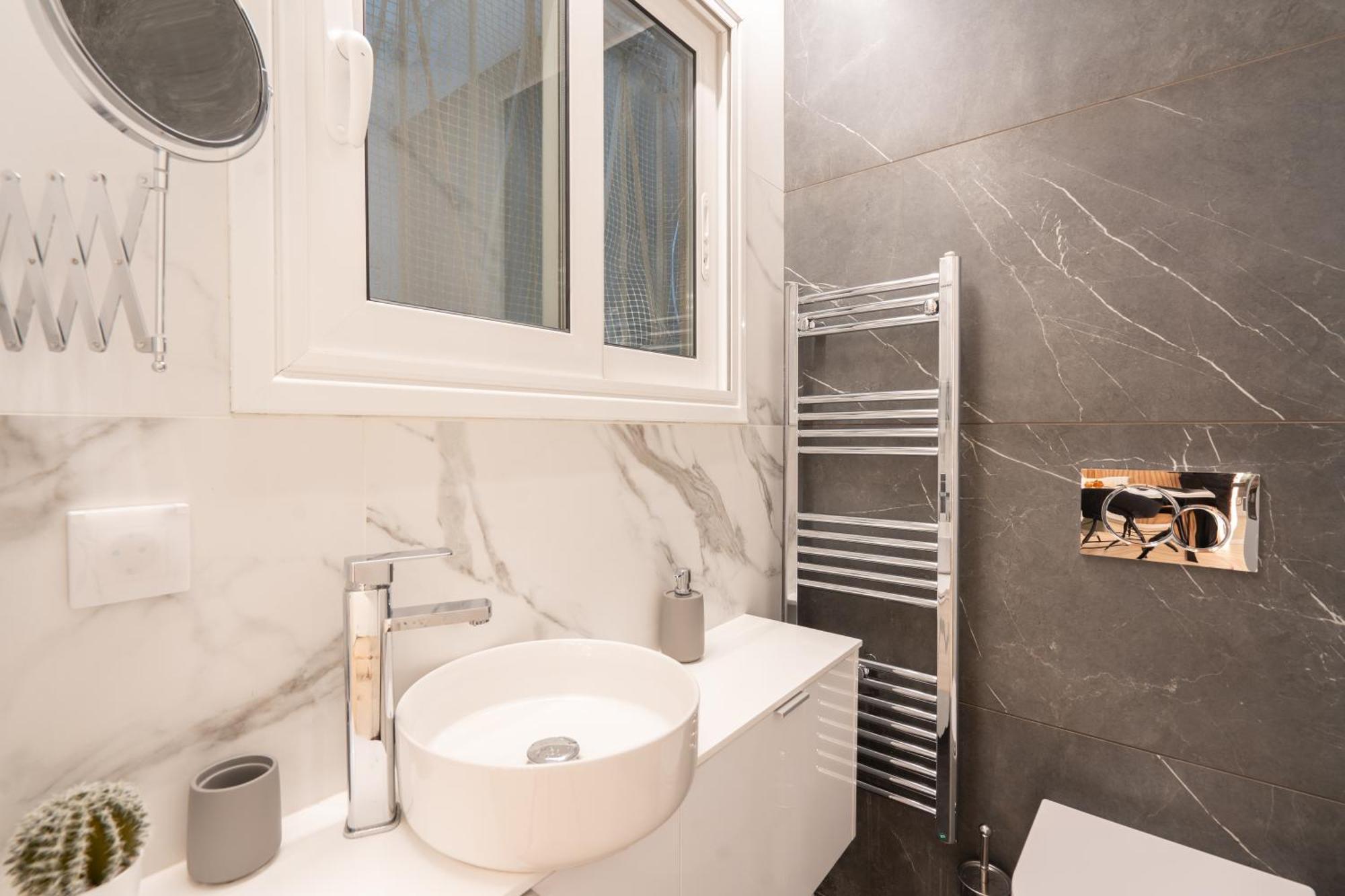 Exclusive And Deluxe Apartment In Athens City Luaran gambar