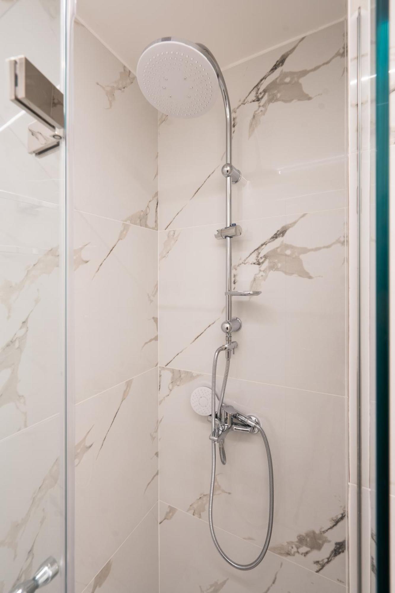 Exclusive And Deluxe Apartment In Athens City Luaran gambar